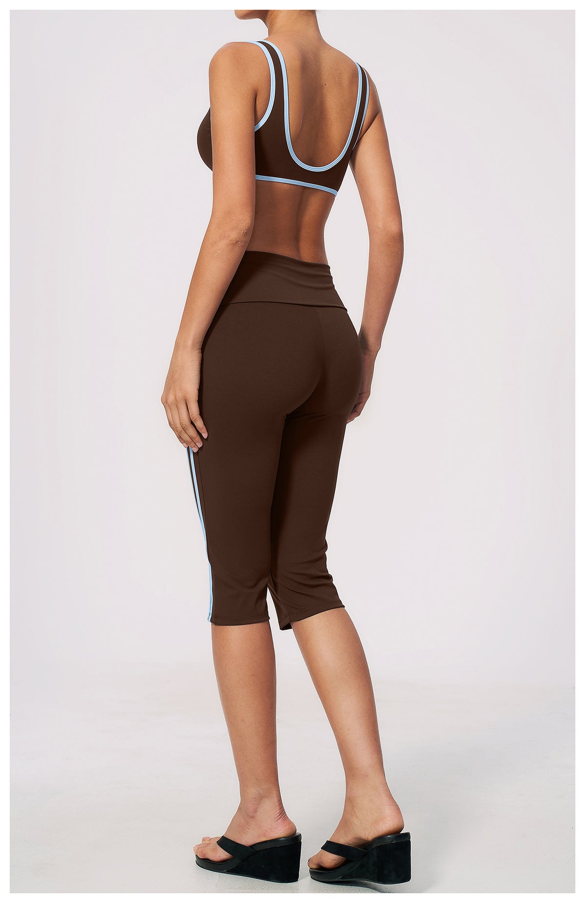2 PCS Workout Set Women Contrast Color V Neck U Back Sports Bra and Fold Over Waist Capri Yoga Leggings