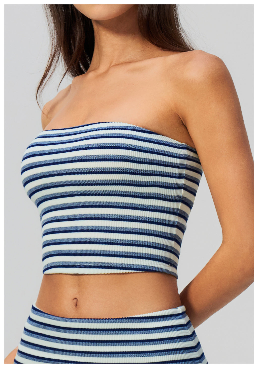 Women Ribbed Striped Strapless Soft Tube Top with Chest Pad