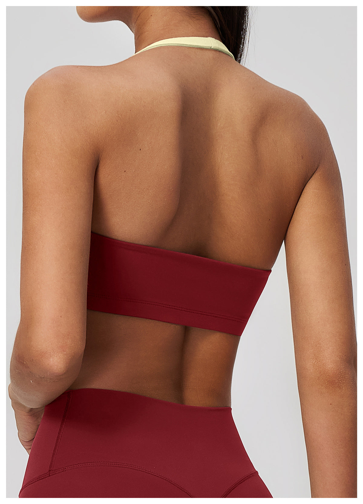 Women Color Blocking Halter Neck Open Back Sports Bra
