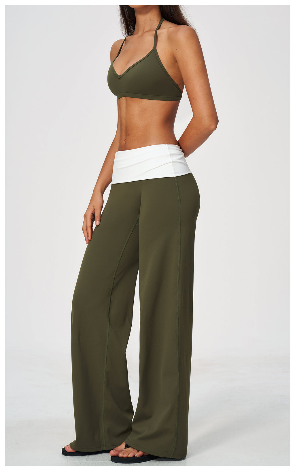 2 Piece Set Deep V-Neck Halter Thin Strap Backless Sports Bra and ColorBlock High Waisted Wide Leg Yoga Athletic Pants
