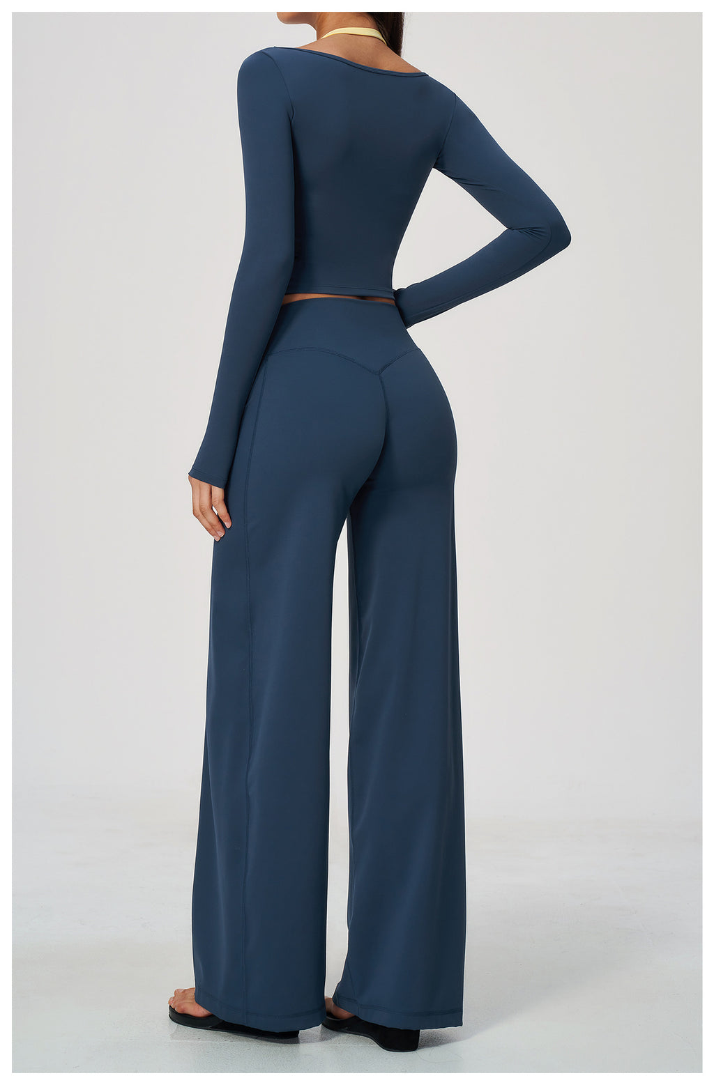 2 Piece Colorblock Double Strap Halter Long Sleeve Cropped Fitness Yoga Top and High Waisted Loose Fit Wide Leg Yoga Pants Set