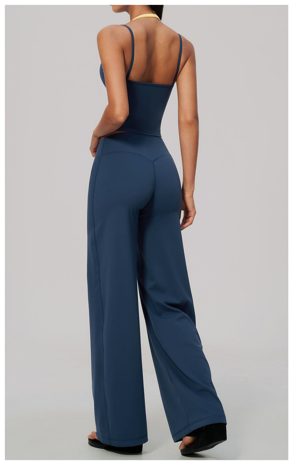 2 Piece Colorblock Double Strap Halter Yoga Vest and High Waisted Loose Fit Wide Leg Yoga Pants Set