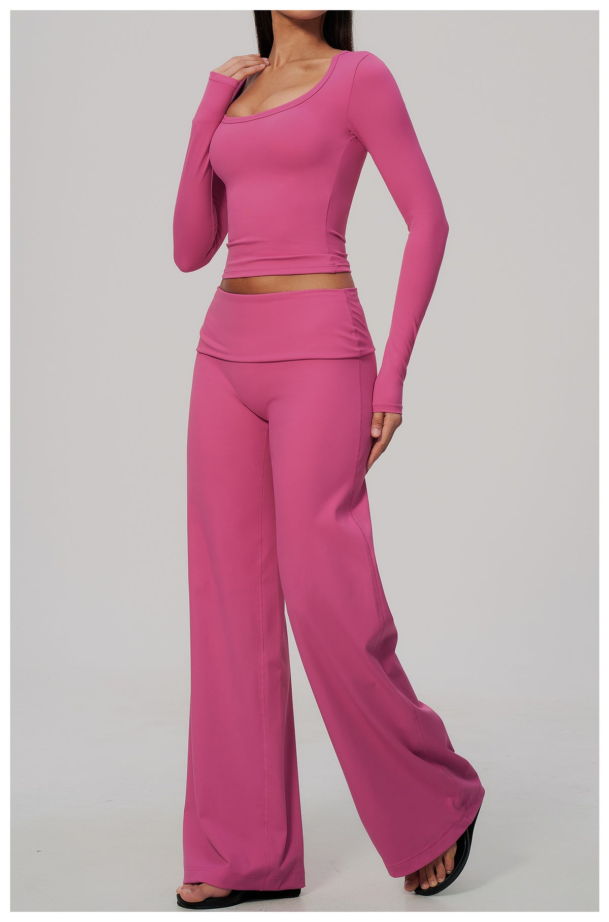 2 Piece Activewear Set U Neck Long Sleeve Crop Yoga Top with Removable Padded and High Waist Wide Leg Yoga Pants