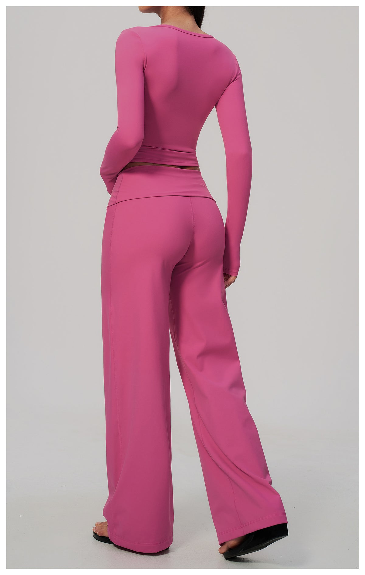 2 Piece Activewear Set U Neck Long Sleeve Crop Yoga Top with Removable Padded and High Waist Wide Leg Yoga Pants