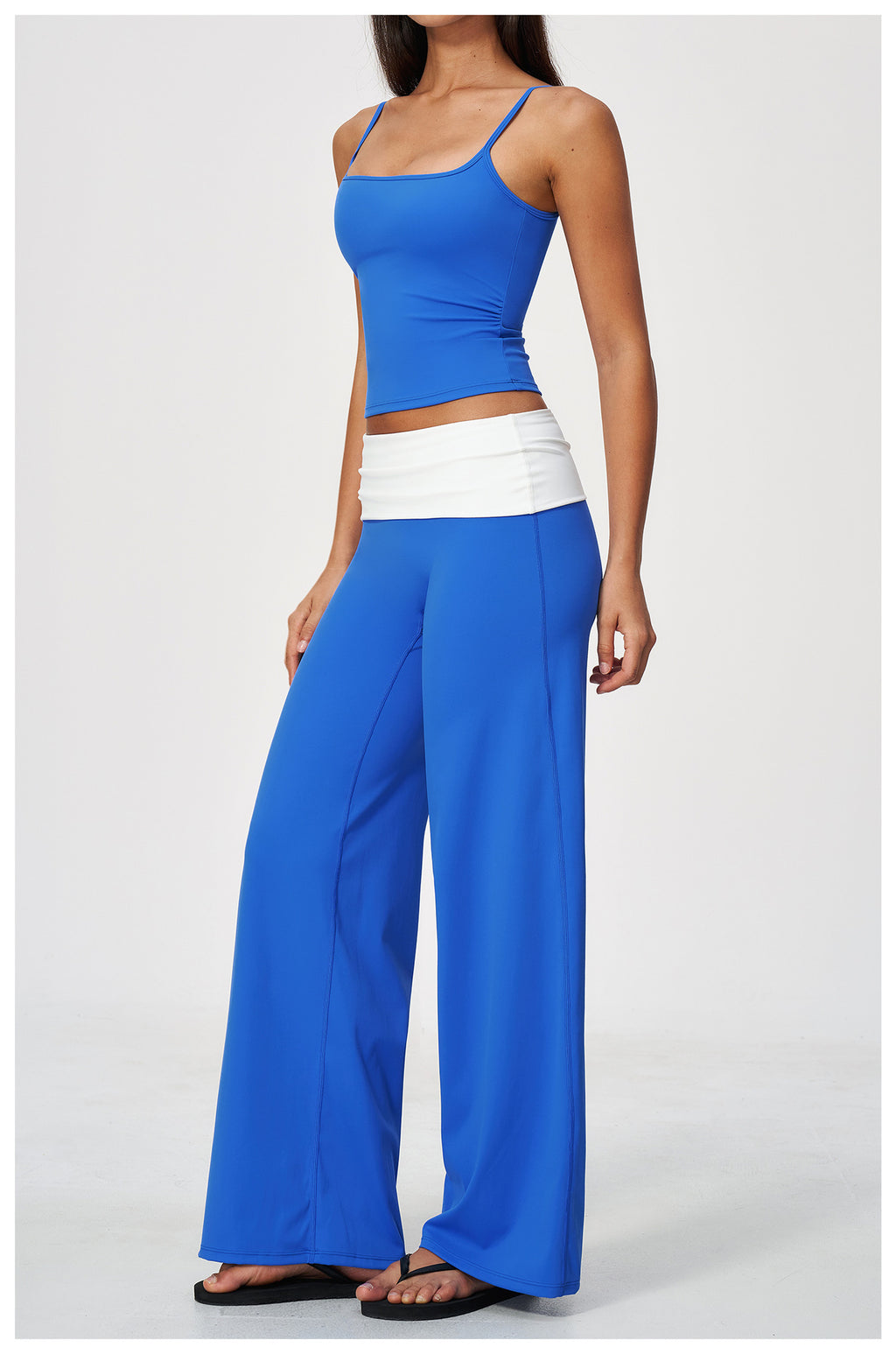 2 Piece Set Square Neck Adjustable Strap Ruched Slim Fit Workout Yoga Vest and ColorBlock High Waisted Wide Leg Yoga Athletic Pants