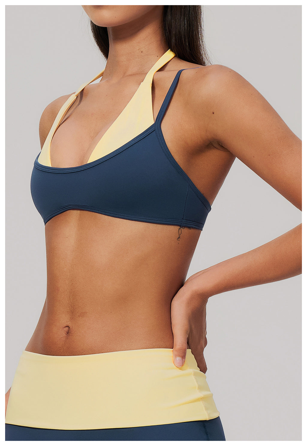 Women Colorblock Double Strap Halter Sports Bra