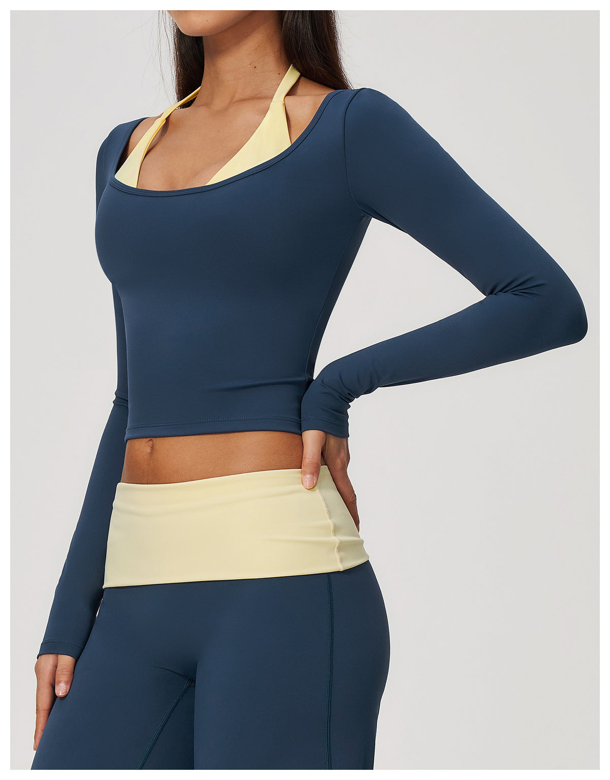 Women Colorblock Double Strap Halter Long Sleeve Cropped Fitness Yoga Top with Chest Pads