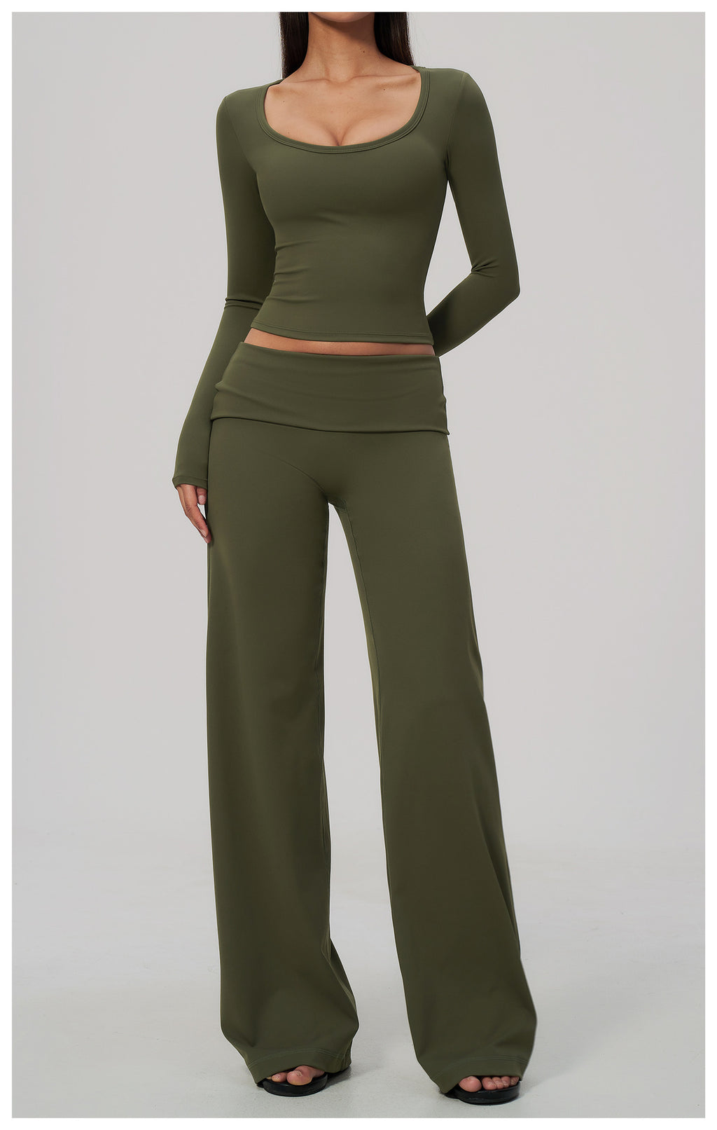 2 Piece Activewear Set U Neck Long Sleeve Crop Yoga Top with Removable Padded and High Waist Wide Leg Yoga Pants