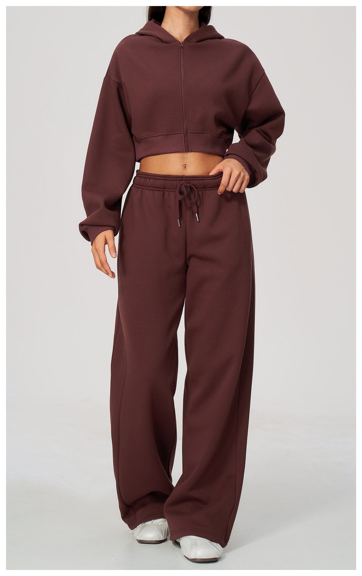 Women 2 Piece Fall Winter Tracksuits Fleece Lined Cropped Zip Up Hoodie and Drawstring Waist Wide Leg Sweatpants with Side Pockets