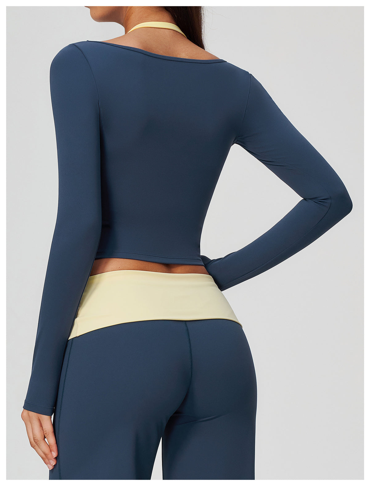 Women Colorblock Double Strap Halter Long Sleeve Cropped Fitness Yoga Top with Chest Pads