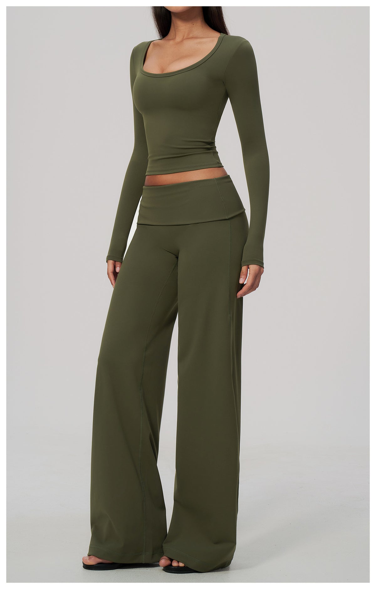 2 Piece Activewear Set U Neck Long Sleeve Crop Yoga Top with Removable Padded and High Waist Wide Leg Yoga Pants