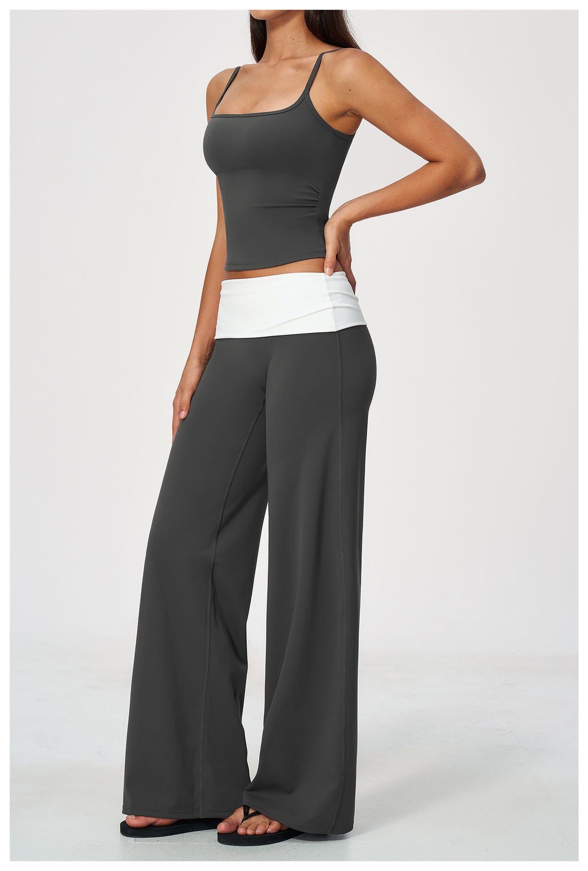 2 Piece Set Square Neck Adjustable Strap Ruched Slim Fit Workout Yoga Vest and ColorBlock High Waisted Wide Leg Yoga Athletic Pants