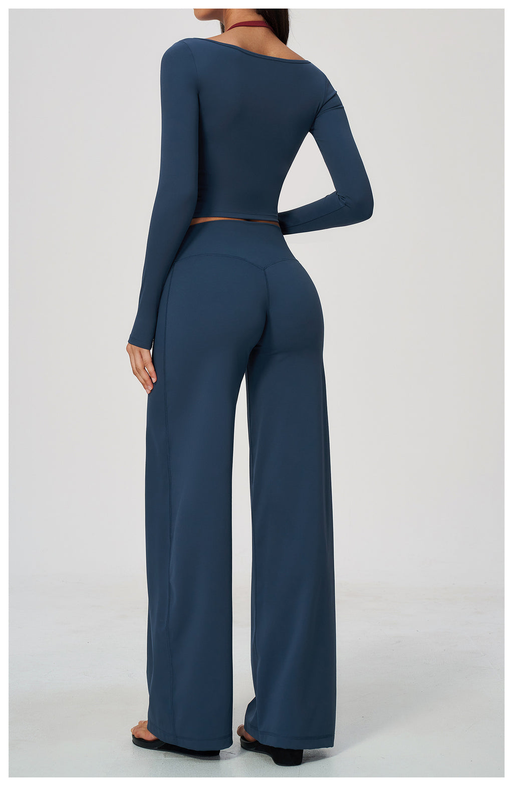 2 Piece Colorblock Double Strap Halter Long Sleeve Cropped Fitness Yoga Top and High Waisted Loose Fit Wide Leg Yoga Pants Set