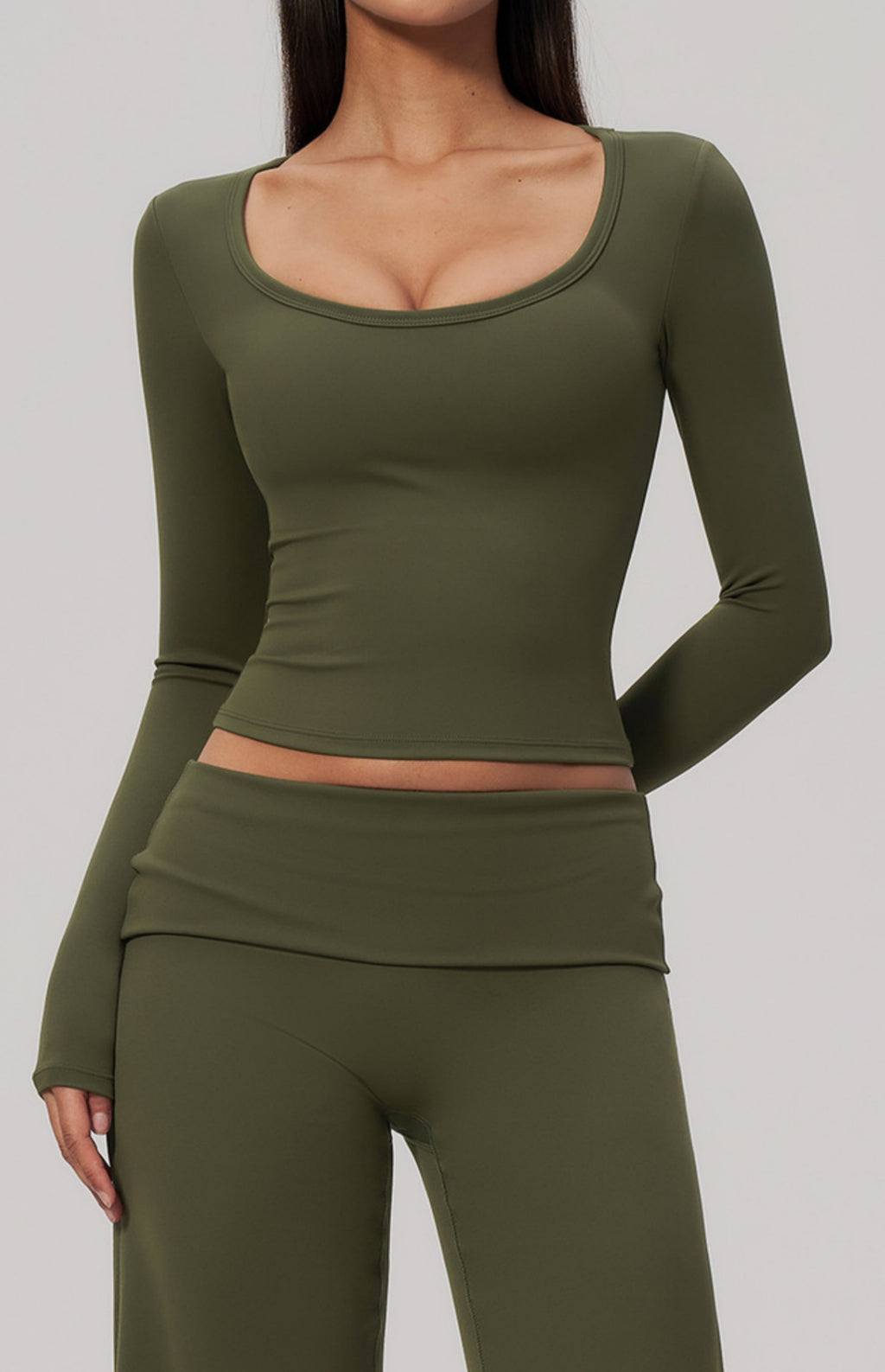 Women U Neck Long Sleeve Crop Yoga Top with Removable Padded