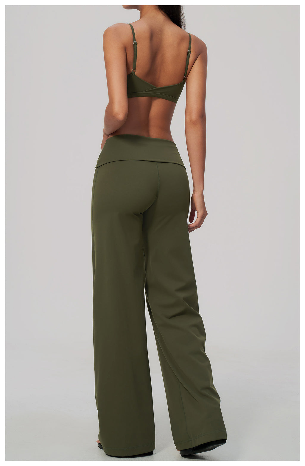 2 Piece Activewear Set V Neck Twist Back Adjustable Spaghetti Straps Sports Bra and High Waist Wide Leg Yoga Pants