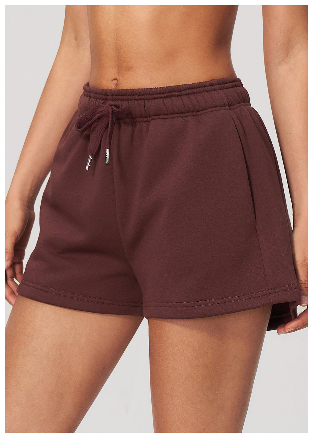 Women Fleece Lined Sweat Shorts Drawstring Waist Loose Warm Shorts with Side Pockets for Autumn Winter