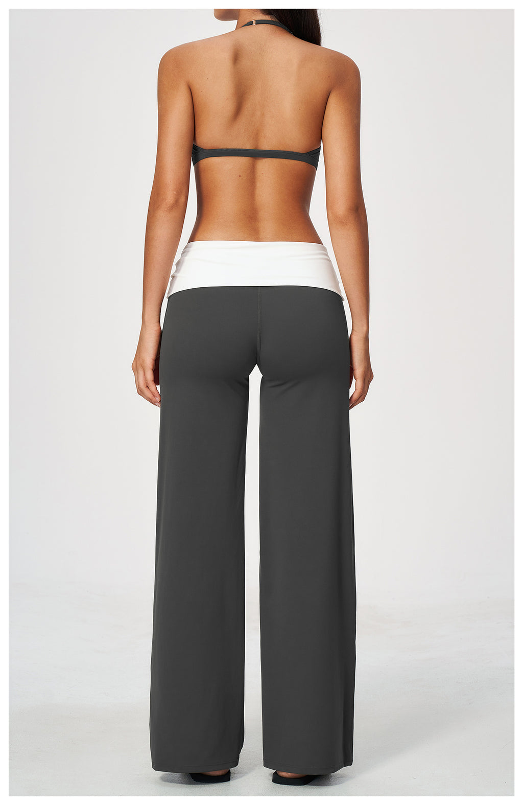 2 Piece Set Deep V-Neck Halter Thin Strap Backless Sports Bra and ColorBlock High Waisted Wide Leg Yoga Athletic Pants