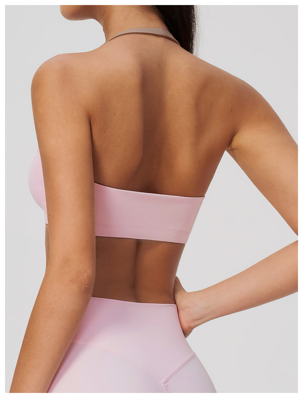 Women Color Blocking Halter Neck Open Back Sports Bra