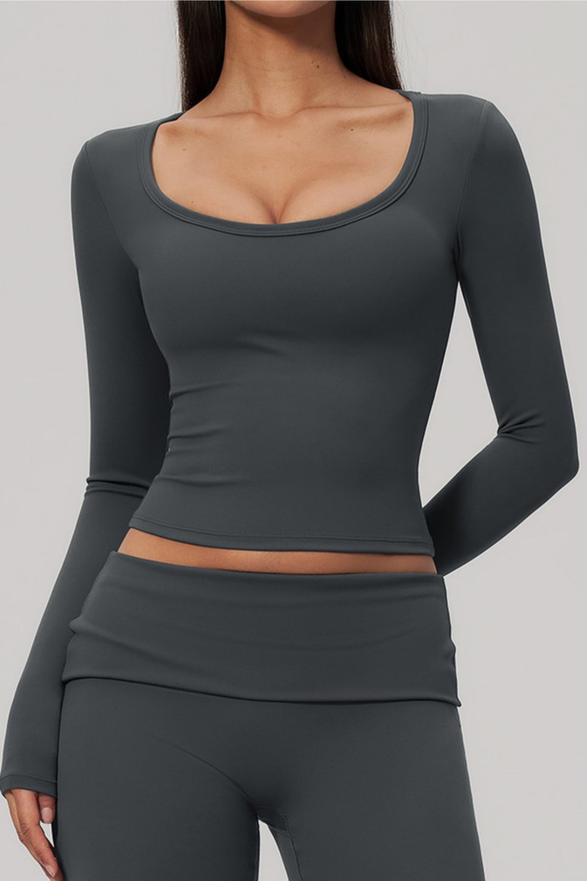 Women U Neck Long Sleeve Crop Yoga Top with Removable Padded