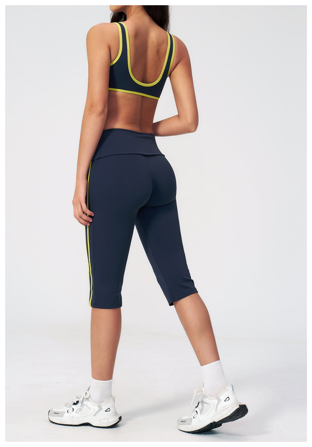 2 PCS Workout Set Women Contrast Color V Neck U Back Sports Bra and Fold Over Waist Capri Yoga Leggings