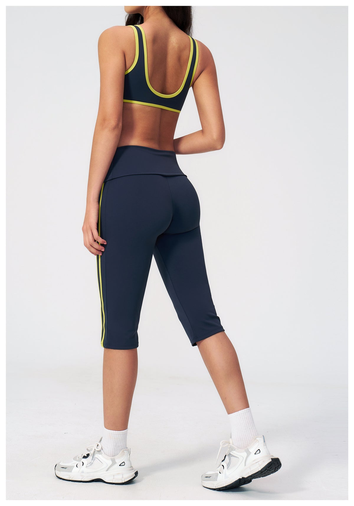 2 PCS Workout Set Women Contrast Color V Neck U Back Sports Bra and Fold Over Waist Capri Yoga Leggings