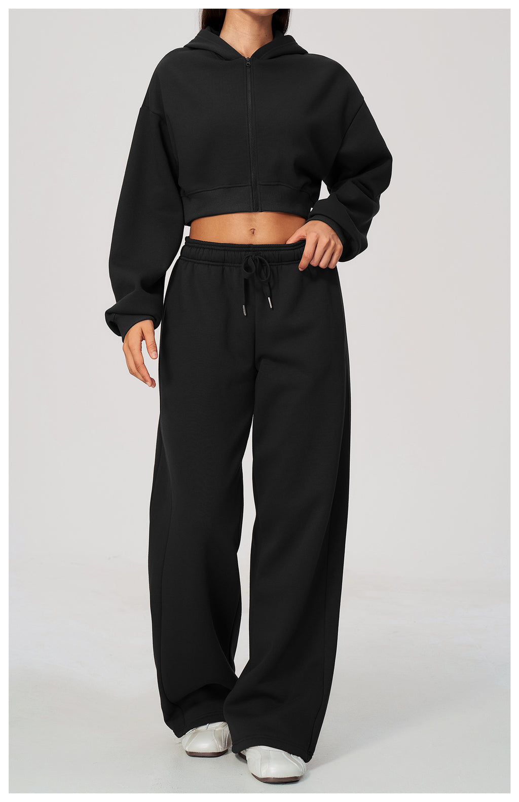 Women 2 Piece Fall Winter Tracksuits Fleece Lined Cropped Zip Up Hoodie and Drawstring Waist Wide Leg Sweatpants with Side Pockets