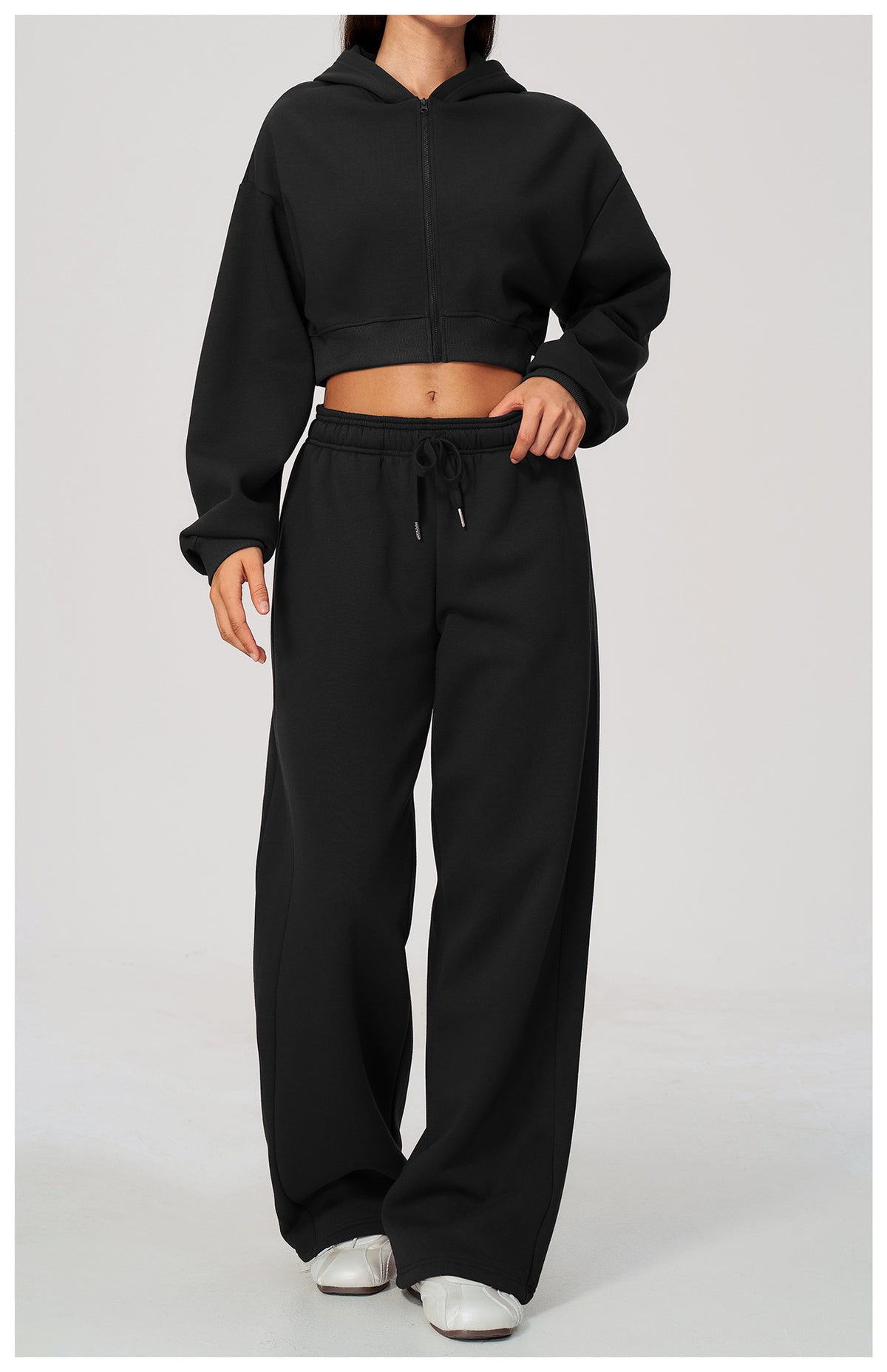 Women 2 Piece Fall Winter Tracksuits Fleece Lined Cropped Zip Up Hoodie and Drawstring Waist Wide Leg Sweatpants with Side Pockets