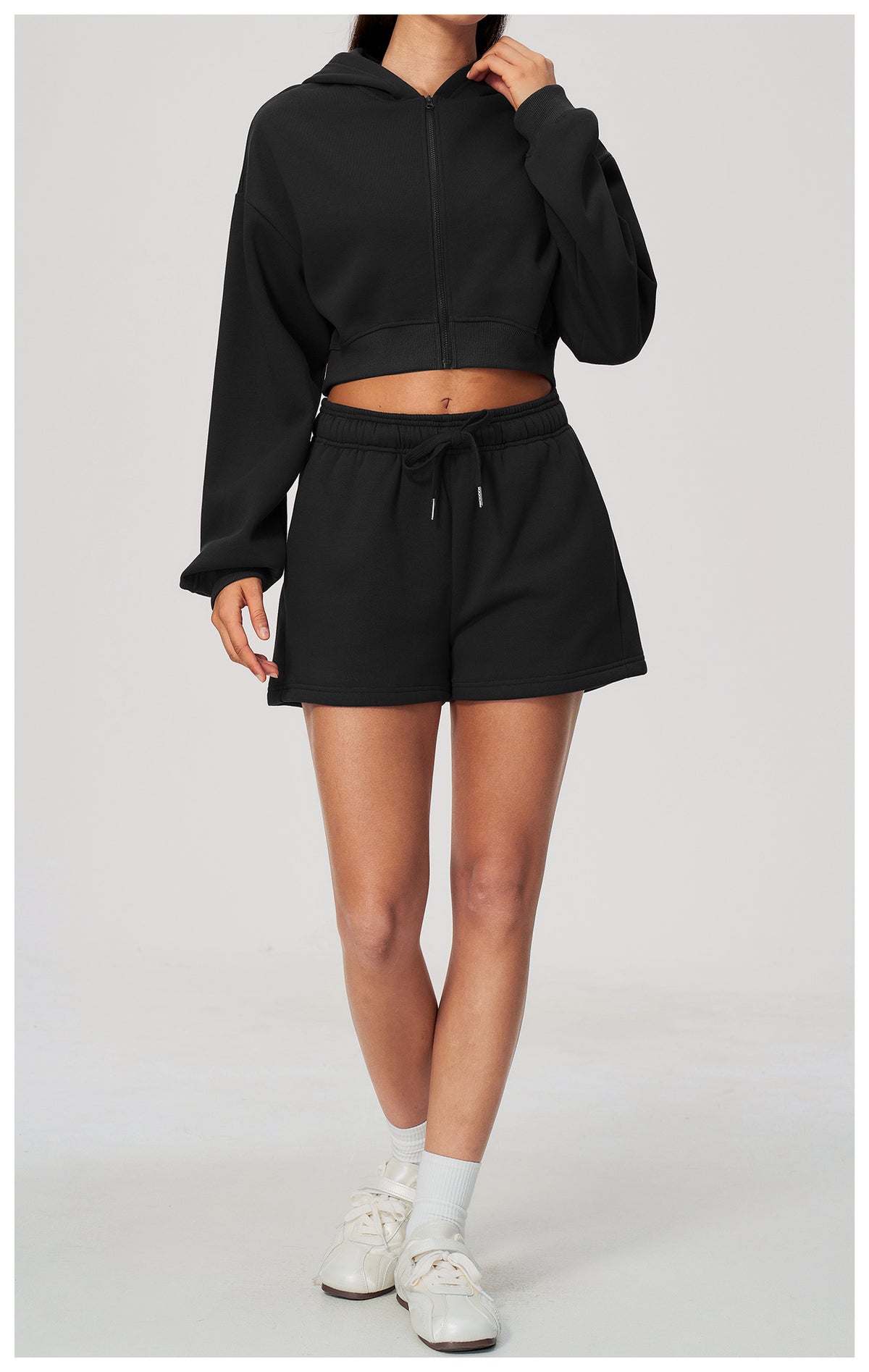 Women 2 Piece Fall Winter Tracksuits Fleece Lined Cropped Zip Up Hoodie and Drawstring Waist Loose Sweat Shorts with Side Pockets