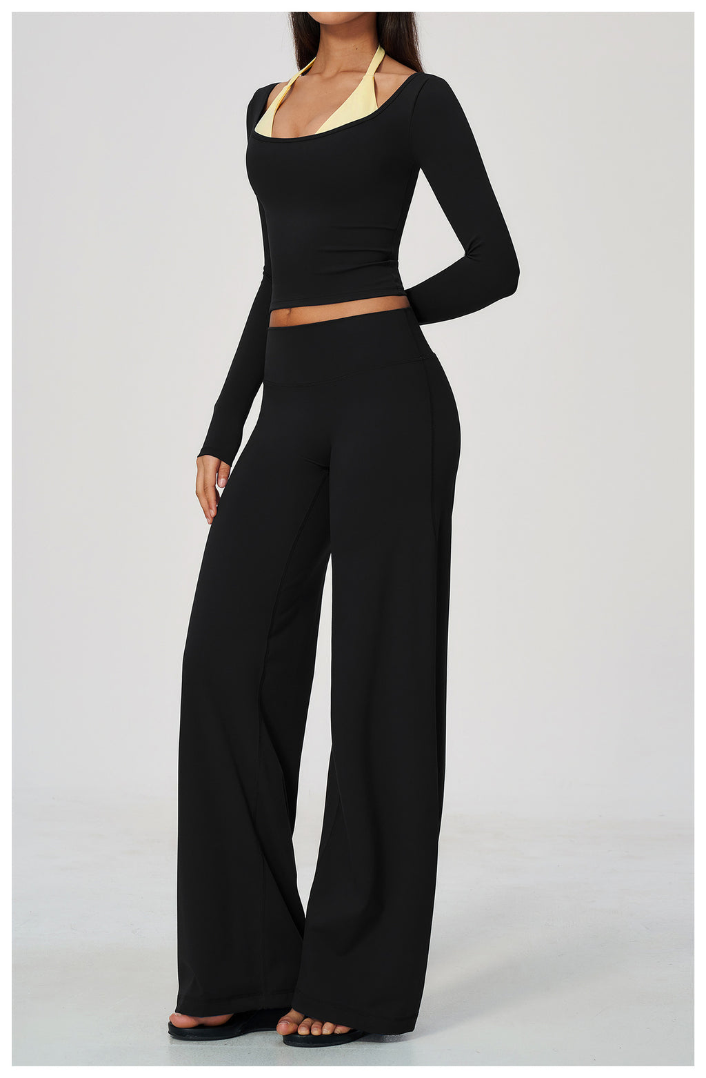 2 Piece Colorblock Double Strap Halter Long Sleeve Cropped Fitness Yoga Top and High Waisted Loose Fit Wide Leg Yoga Pants Set
