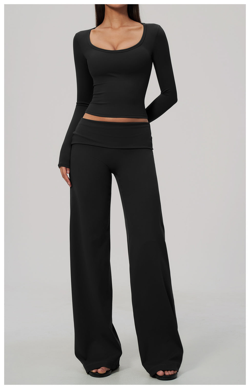 2 Piece Activewear Set U Neck Long Sleeve Crop Yoga Top with Removable Padded and High Waist Wide Leg Yoga Pants