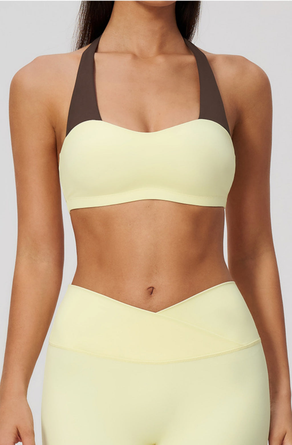 Women Color Blocking Halter Neck Open Back Sports Bra