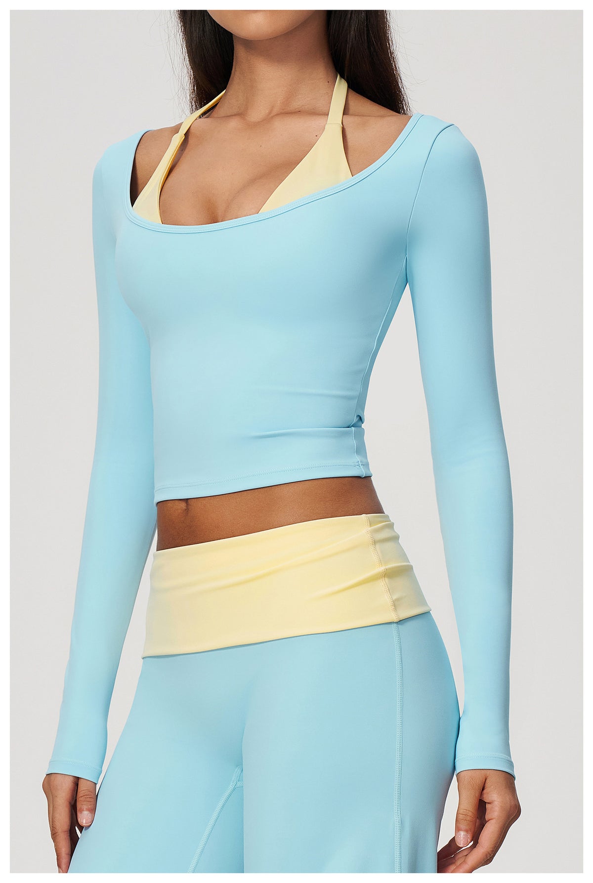 Women Colorblock Double Strap Halter Long Sleeve Cropped Fitness Yoga Top with Chest Pads