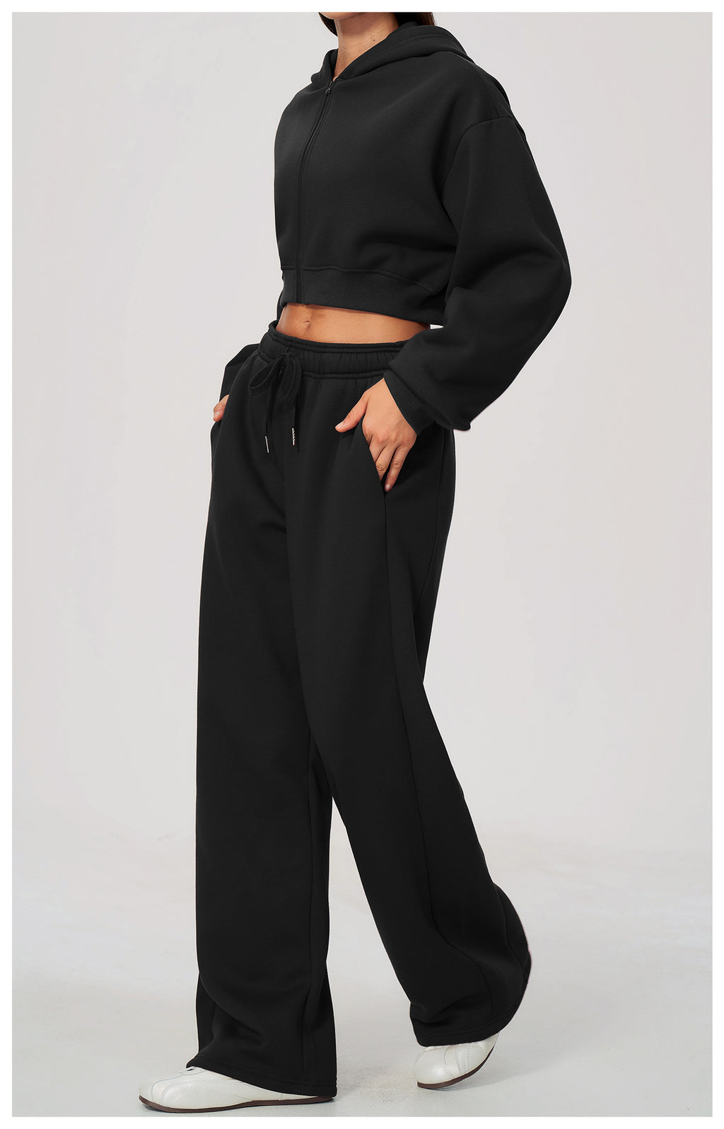 Women 2 Piece Fall Winter Tracksuits Fleece Lined Cropped Zip Up Hoodie and Drawstring Waist Wide Leg Sweatpants with Side Pockets