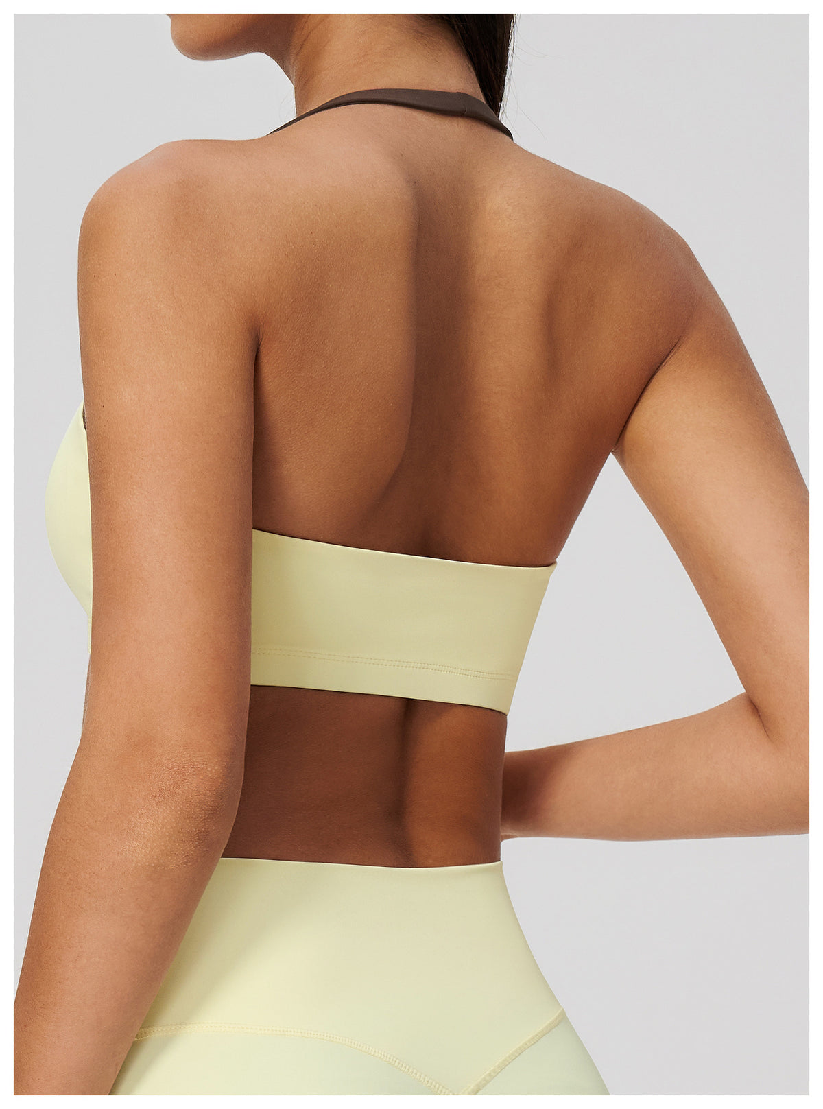 Women Color Blocking Halter Neck Open Back Sports Bra