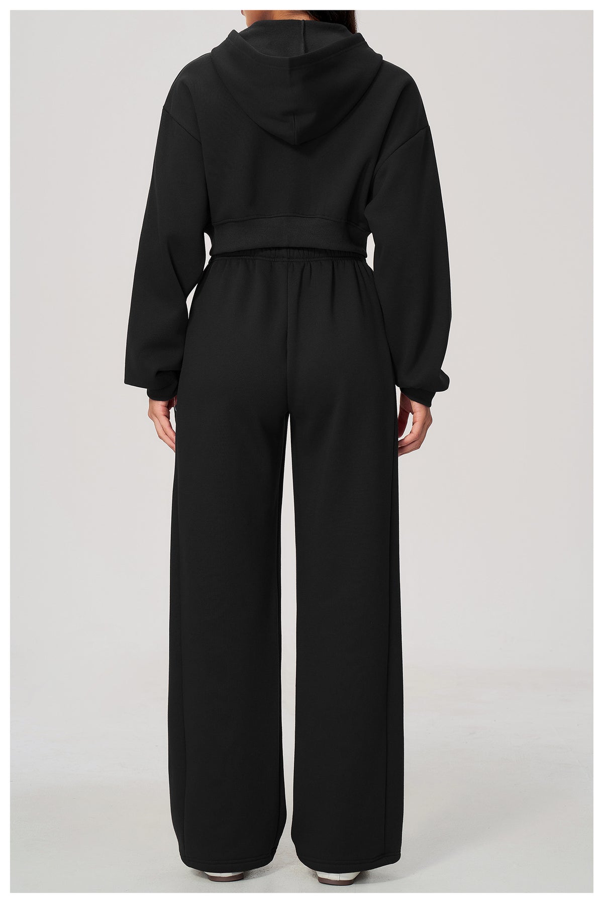 Women 2 Piece Fall Winter Tracksuits Fleece Lined Cropped Zip Up Hoodie and Drawstring Waist Wide Leg Sweatpants with Side Pockets