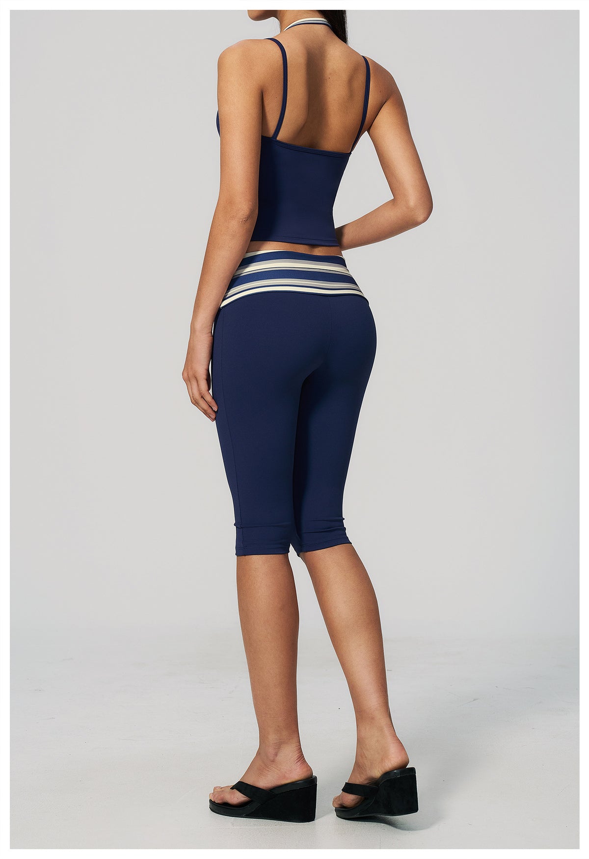 Women 2 Piece Yoga Set Halter Fake Two Piece Yoga Vest and Fold Over Striped Waist Capri Yoga Leggings