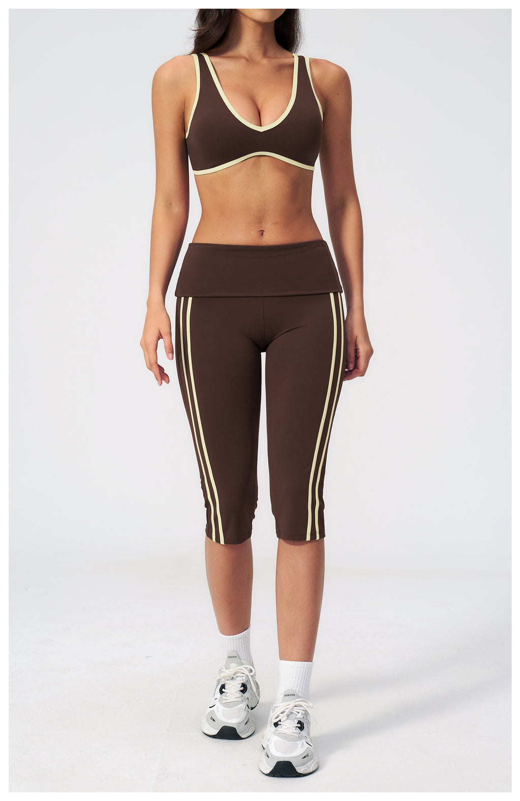 2 PCS Workout Set Women Contrast Color V Neck U Back Sports Bra and Fold Over Waist Capri Yoga Leggings