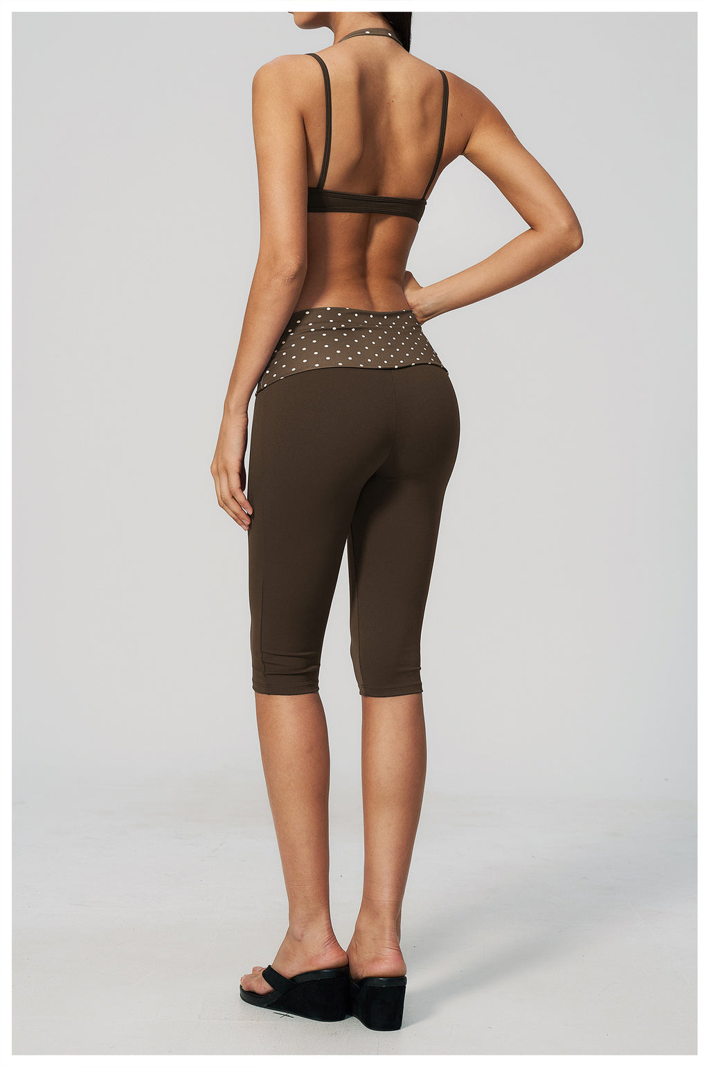 Women 2 Piece Yoga Set Halter Fake Two Piece Sports Bra and Fold Over Striped Waist Capri Yoga Leggings