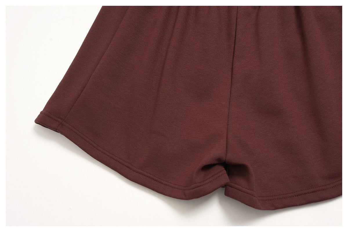 Women 2 Piece Fall Winter Tracksuits Fleece Lined Cropped Zip Up Hoodie and Drawstring Waist Loose Sweat Shorts with Side Pockets