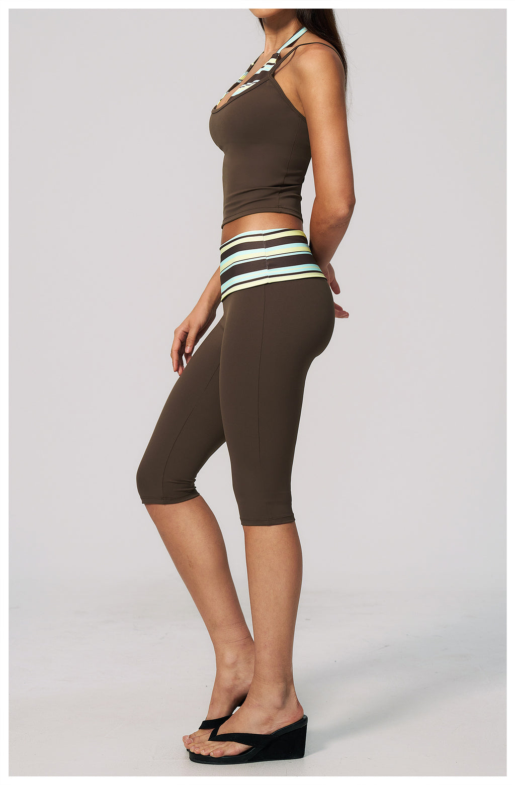 Women 2 Piece Yoga Set Halter Fake Two Piece Yoga Vest and Fold Over Striped Waist Capri Yoga Leggings