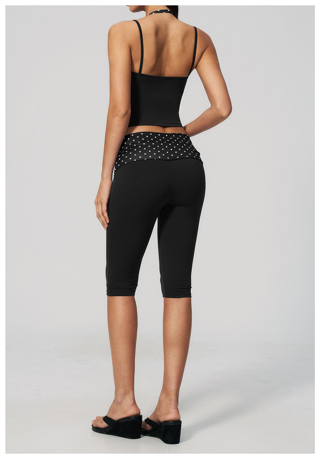 Women 2 Piece Yoga Set Halter Fake Two Piece Yoga Vest and Fold Over Striped Waist Capri Yoga Leggings