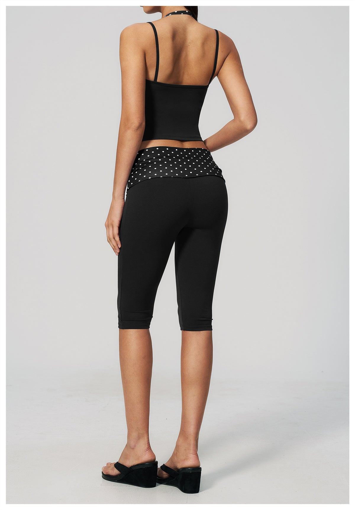 Women 2 Piece Yoga Set Halter Fake Two Piece Yoga Vest and Fold Over Striped Waist Capri Yoga Leggings