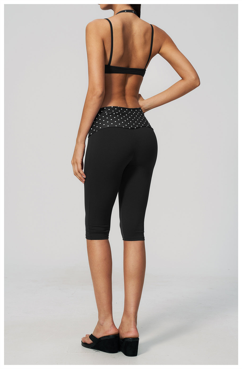 Women 2 Piece Yoga Set Halter Fake Two Piece Sports Bra and Fold Over Striped Waist Capri Yoga Leggings